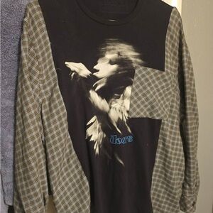 Black and Gray Plaid Long Sleeve Tee